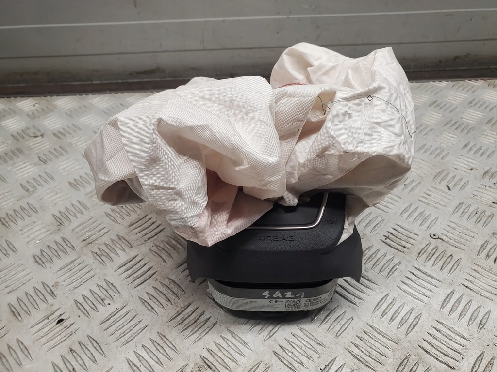 фото №6, Audi q8 4m0880201aa подушки безопасности воздушные