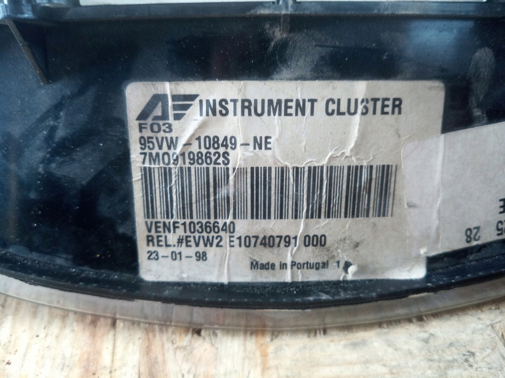 фото №9, Счетчик приборная панель + ключ vw sharan 7m0919862s