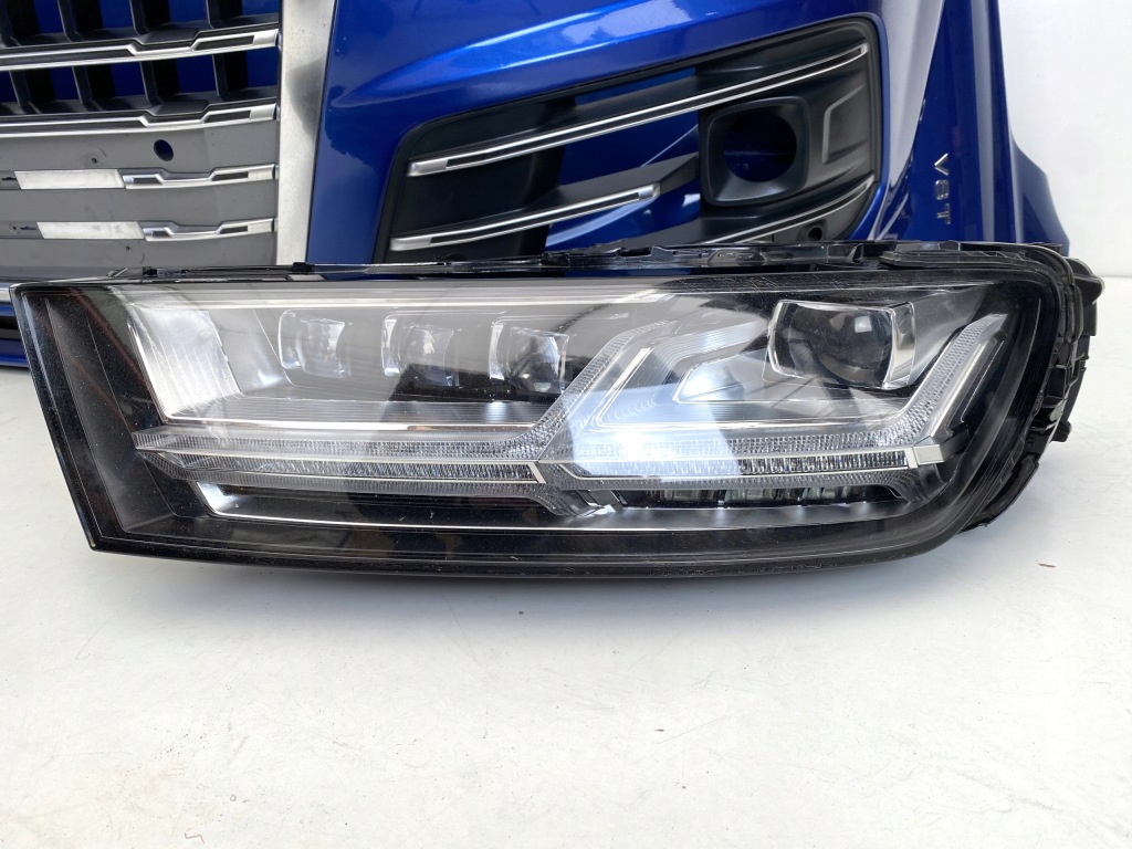 Audi sq7 4m 2017- бампер капот фари matrix крила ly5q 135098 km Зі Шроту