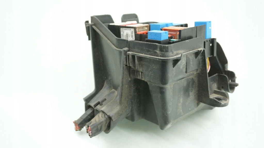 Коробка запобіжників renault captur 1 243809584r Ціна