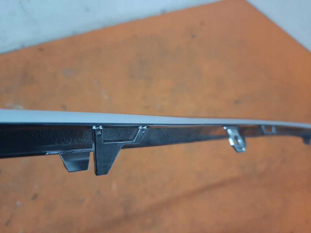 фото №13, Mercedes-benz оригінальний номер a2388859600 молдинг бампера хром