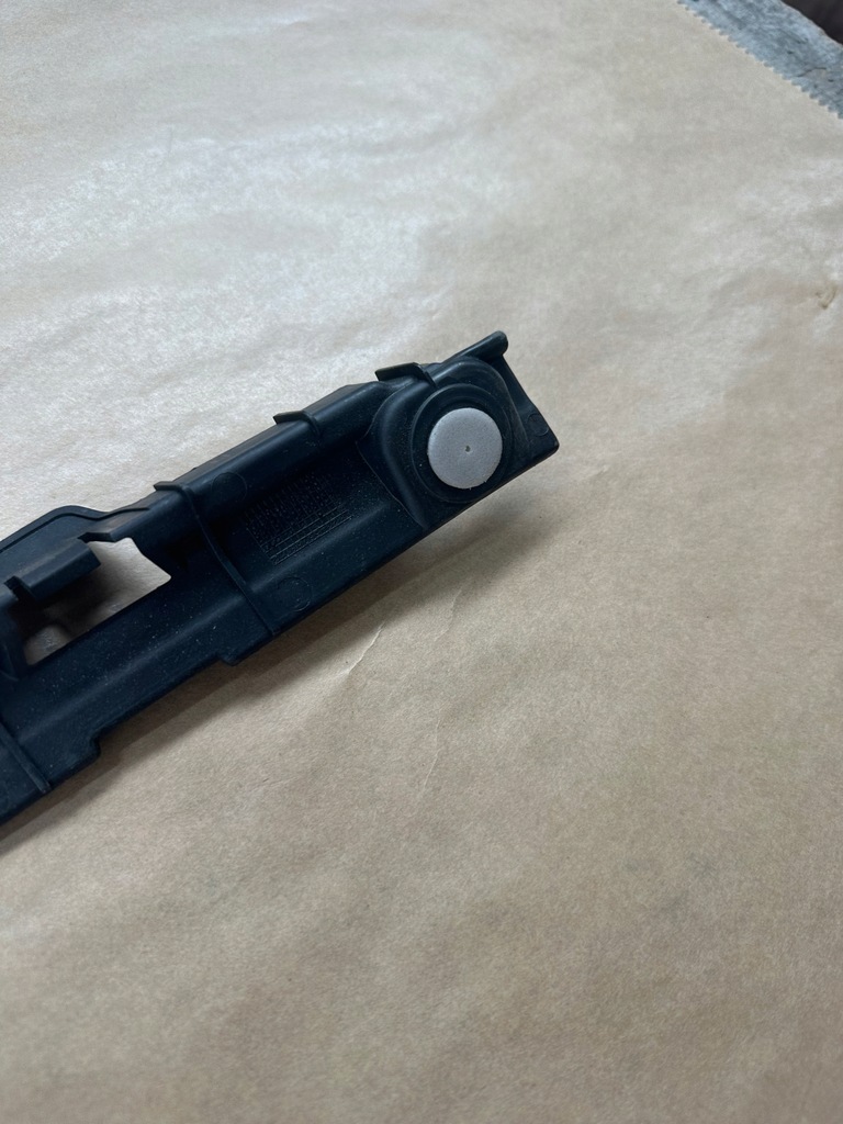 фото №10, Направляющая бампера задняя opel astra iii h kombi 24460477