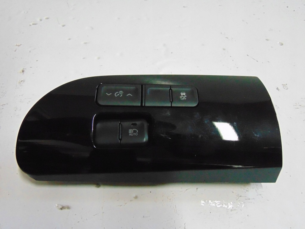 фото №1, Молдинг з панелі toyota prius iv 15-18