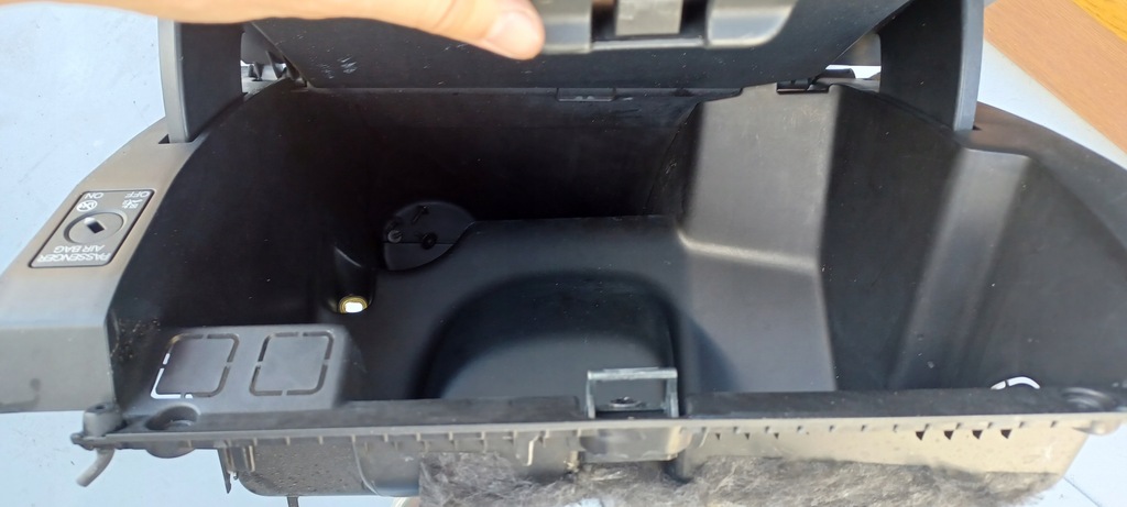 фото №9, Бардачок панели пассажира skoda fabia iii 6v1857097q