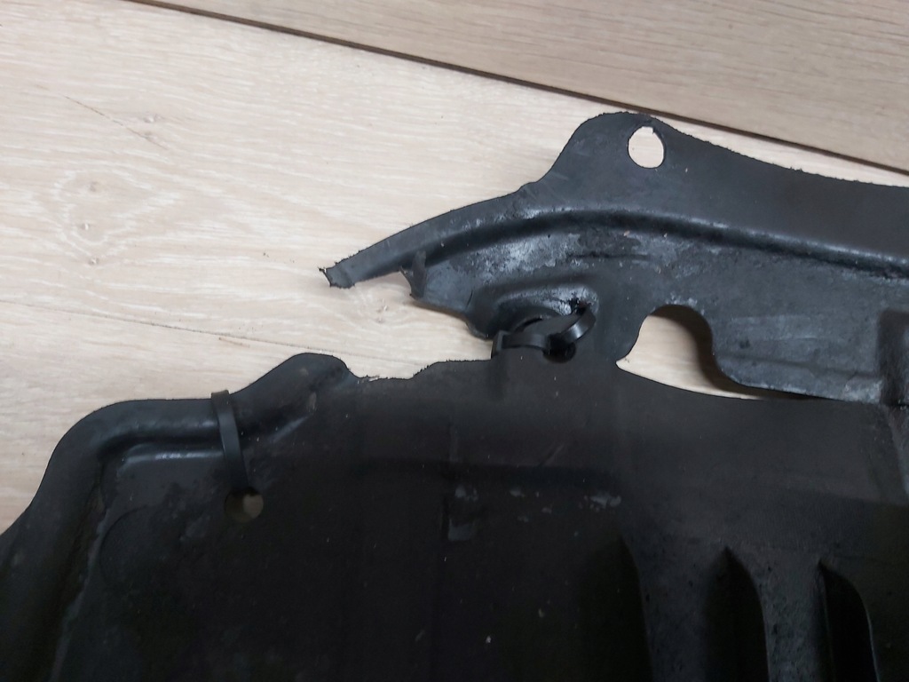 фото №6, Toyota auris ii 1,4 d4d захист двигуна нижня плита 51441-02310