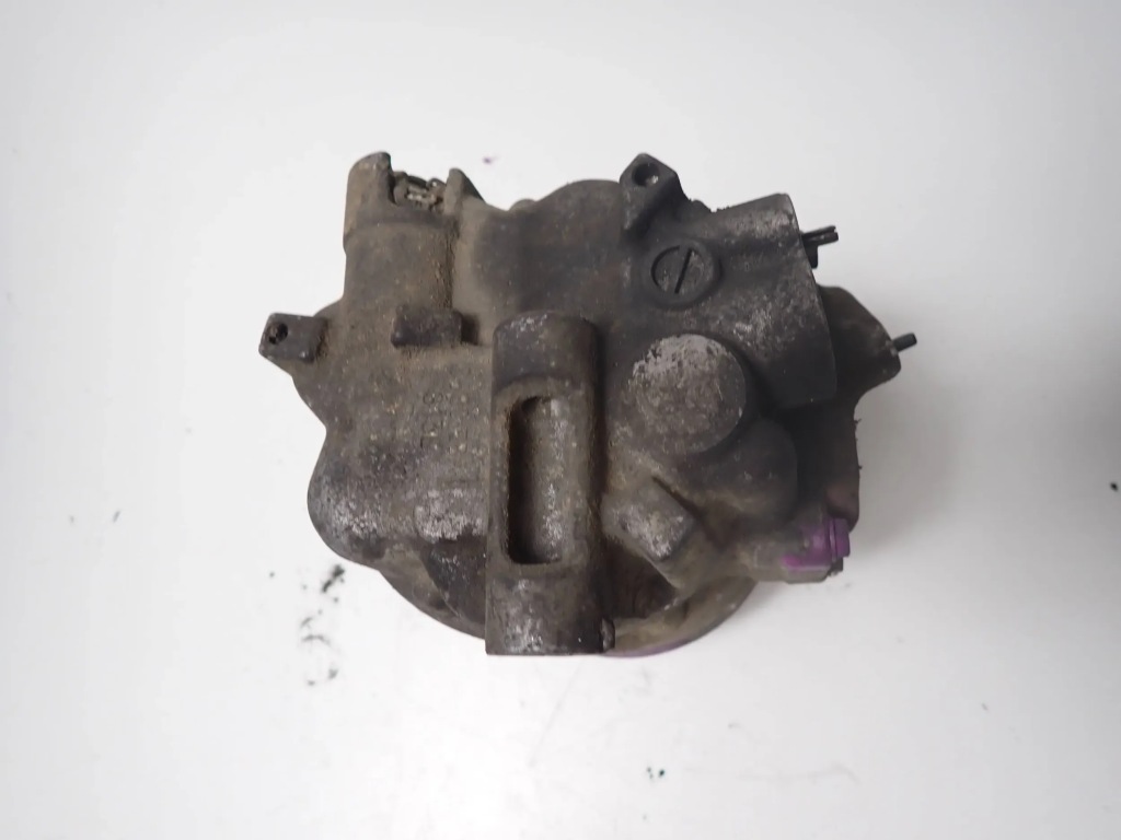 Компрессор кондиционера vw golf v 1.9tdi 105km ułamany датчик Киев