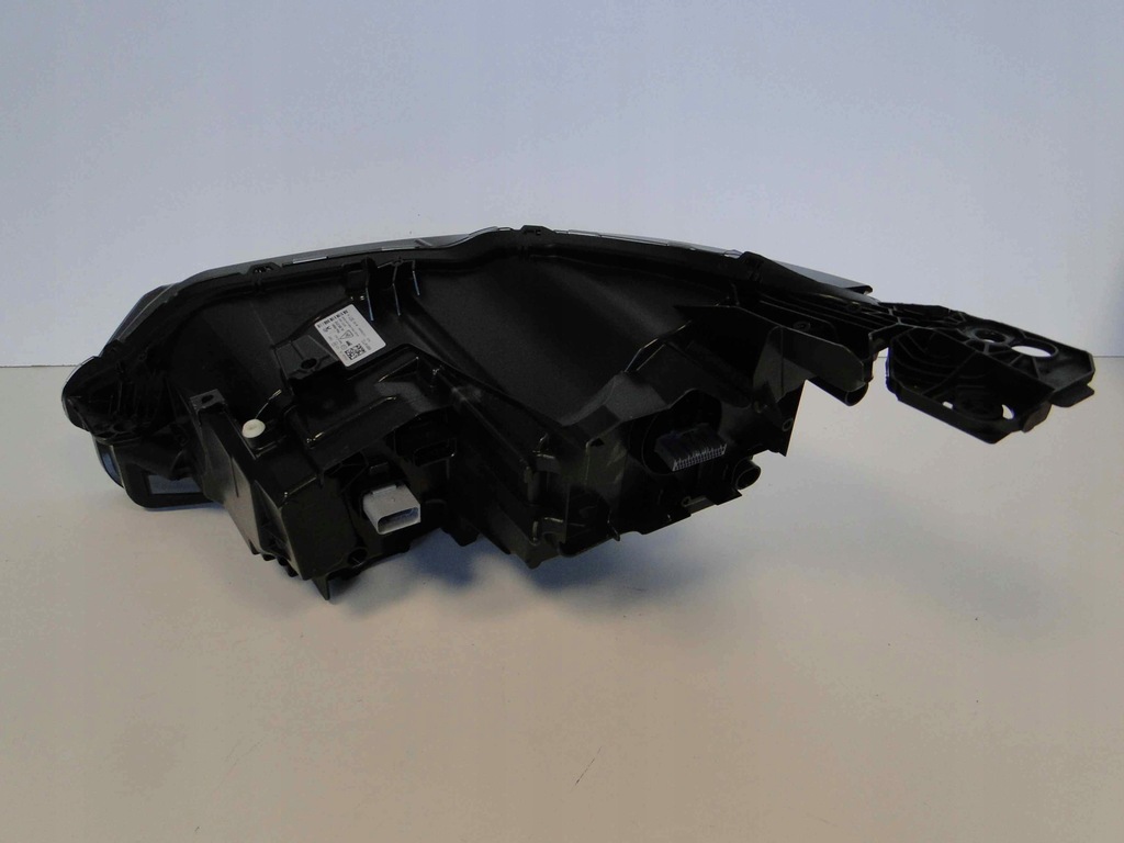 фото №9, Peugeot 3008 лампа права led технологія lift