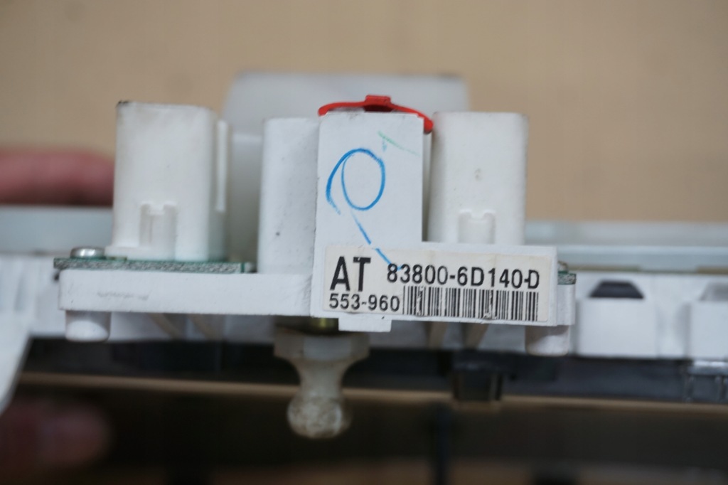 фото №9, Land cruiser 120 счетчик приборы механическая коробка передач 3,0 d4d uk