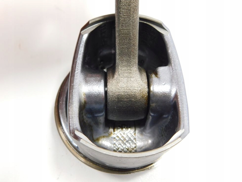 Wał колінчастий вкладиші 4 поршні 1.6 fsi vw passat b6 touran octavia 2 набір Київ