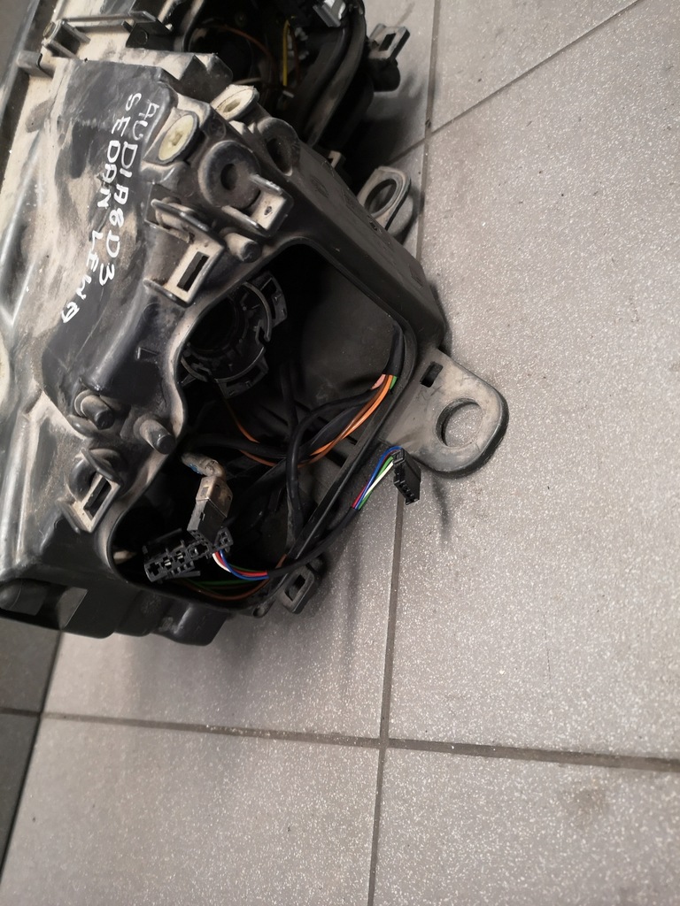 фото №10, Лампа лівий перед audi a8 d3 przed fl