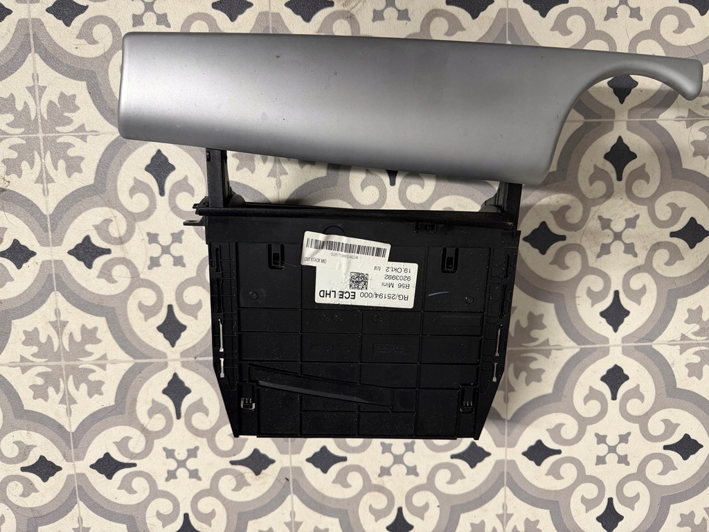 фото №1, Бардачок консоли пассажира mini r55 9203992 europa