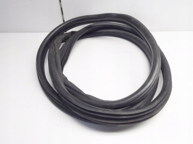 фото №1, Mondeo mk3 прокладка двері задня ліва kombi