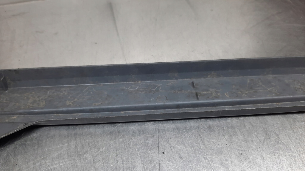 фото №6, Кронштейн треугольник предупредительный 9190063 volvo