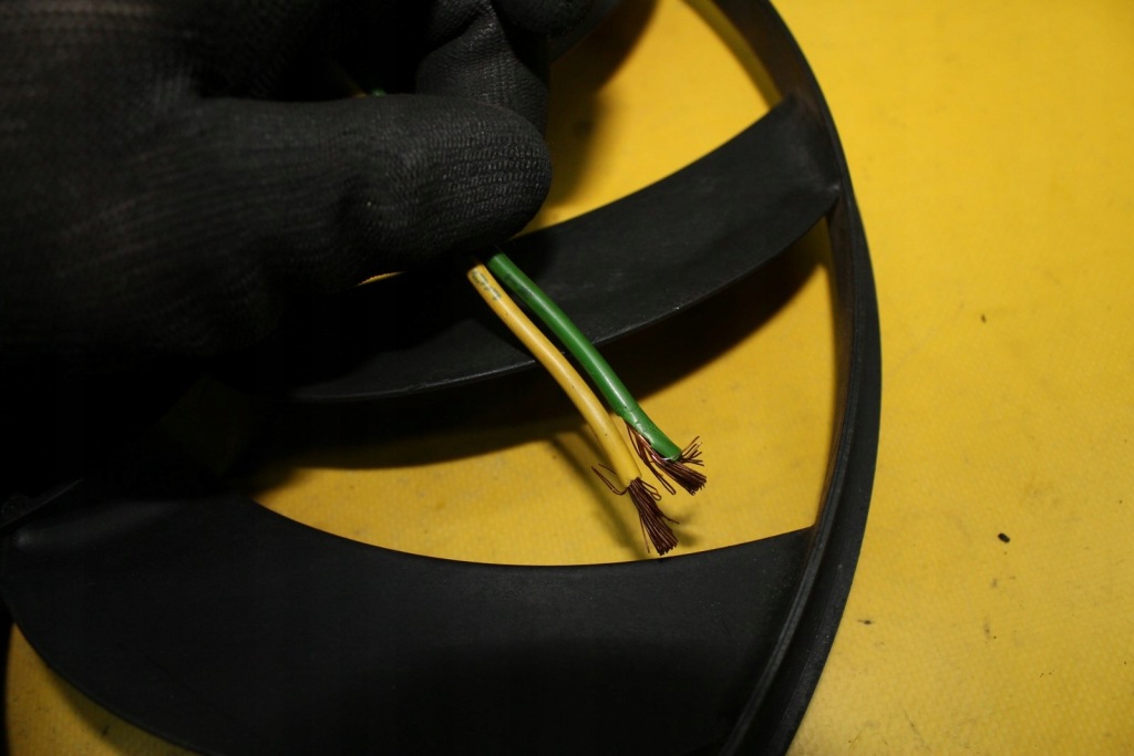 Вентилятор радиатора a4 b6 b7 a6 c5 869202q в Украине