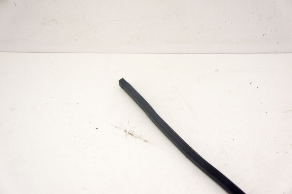 фото №5, Nv108 opel combo iv e прокладка двері правий перед