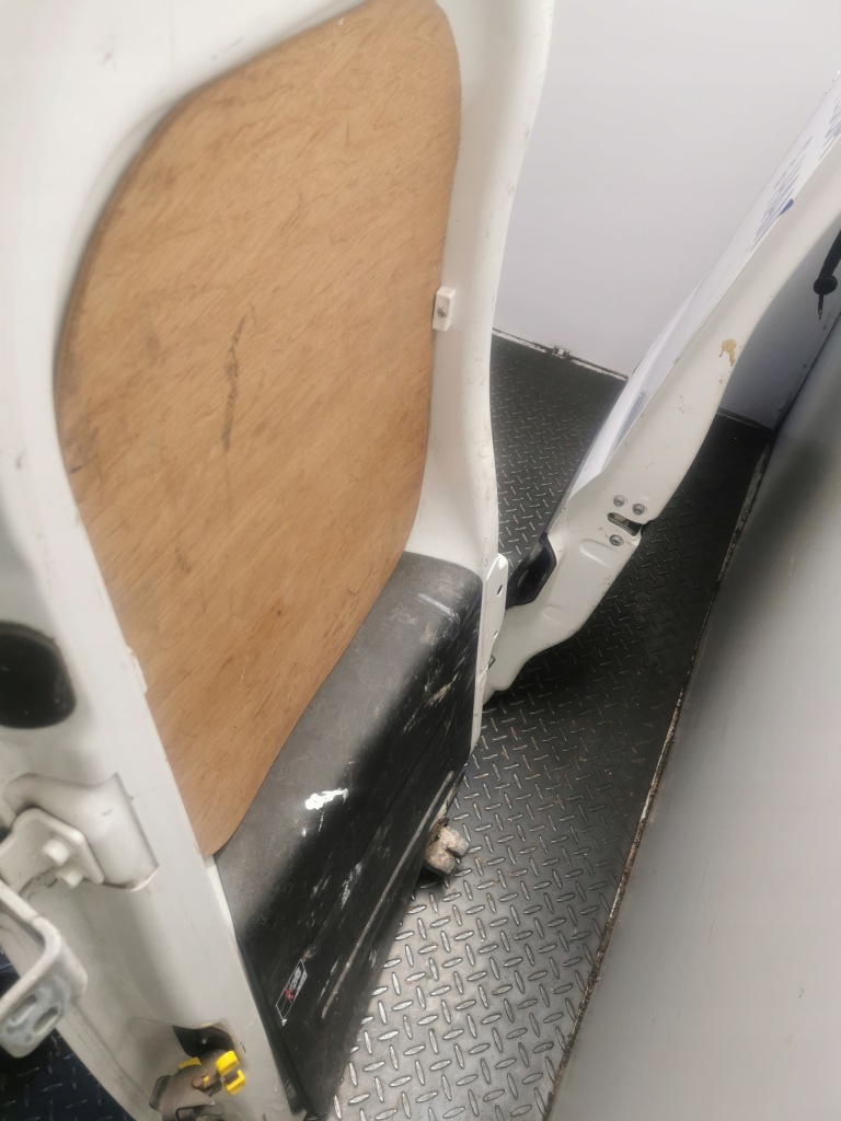 фото №8, Дверь створка правый задняя fiat doblo ii/opel combo d