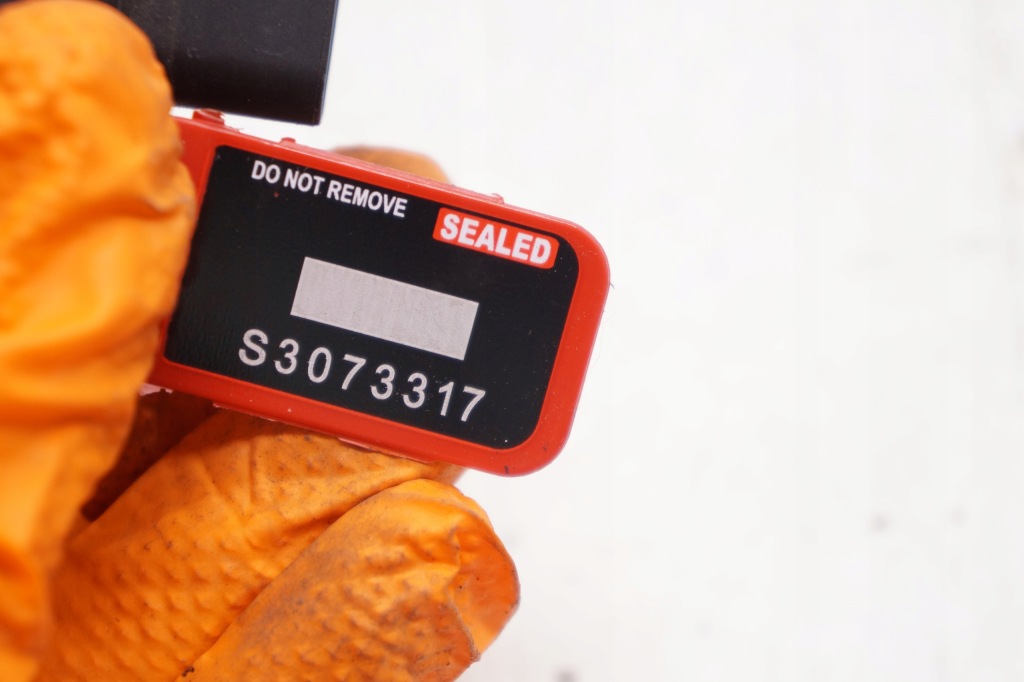 Датчик якості всмоктуваного повітря volvo xc90 i 31250491 в Україні