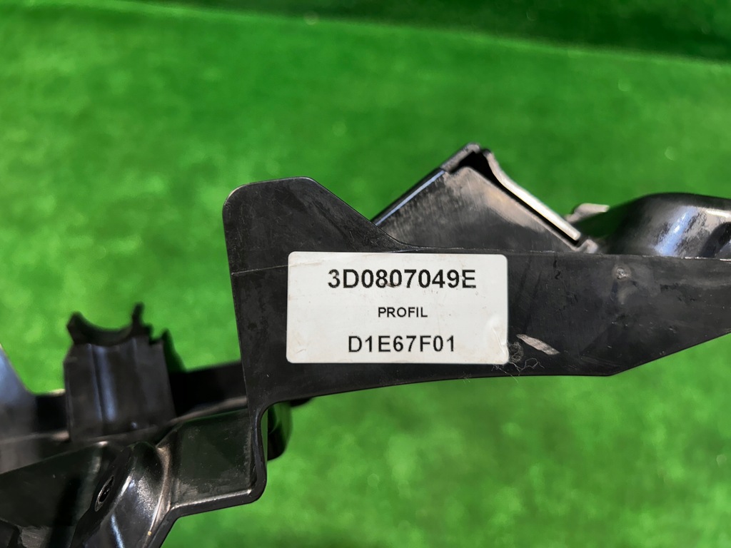 фото №15, Vw phaeton 3d0 lift направляющая кронштейн бампера левый перед передний 3d0807183e