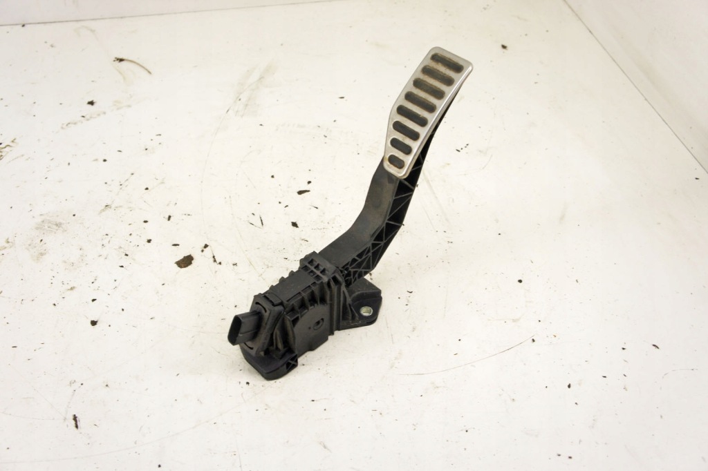 фото №1, Lh266 suzuki swift vi 1.4i педаль газа