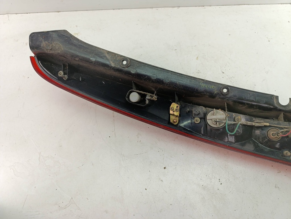 фото №6, Mitsubishi lancer vii kombi лампа задняя правая europa 22087508