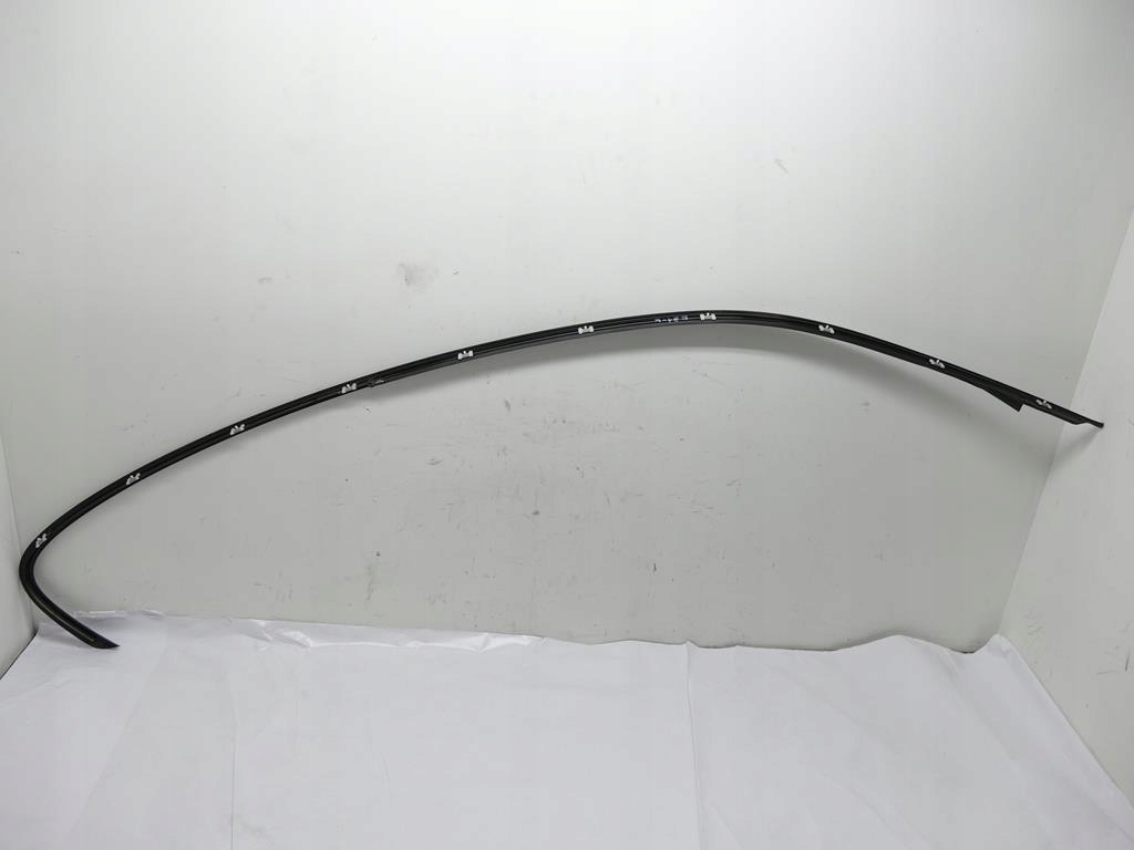 фото №6, Bmw 1 e81 m-pakiet молдинг кузовна czarna ліва