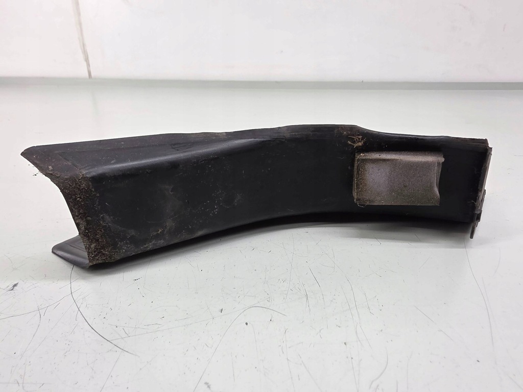 фото №4, Рамка лампи задній задня сторона права land rover range rover velar j8a228660a