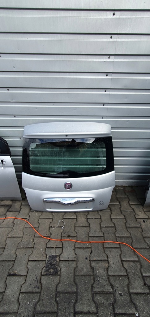 фото №1, Fiat 500 крышка багажника задняя задняя śląsk