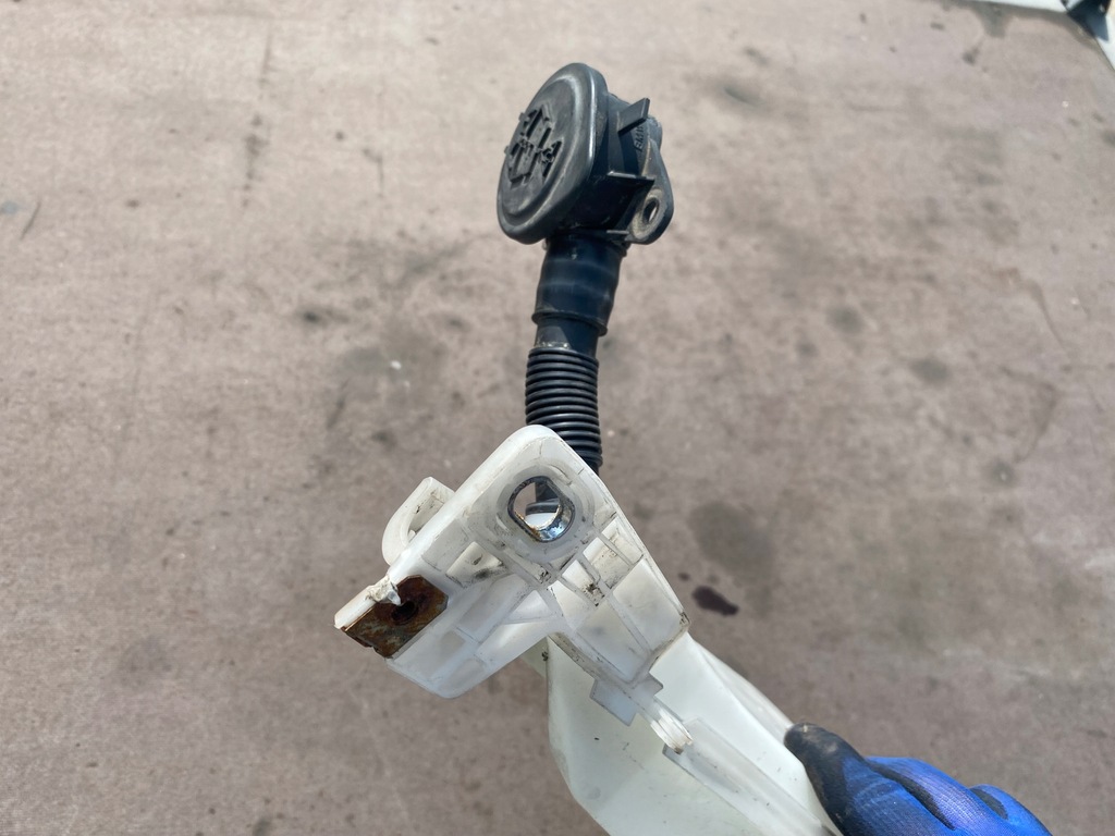 фото №8, Bmw оригинальный номер 7297495 7241664 бак жидкость омывателя - 3 f30 - помпа