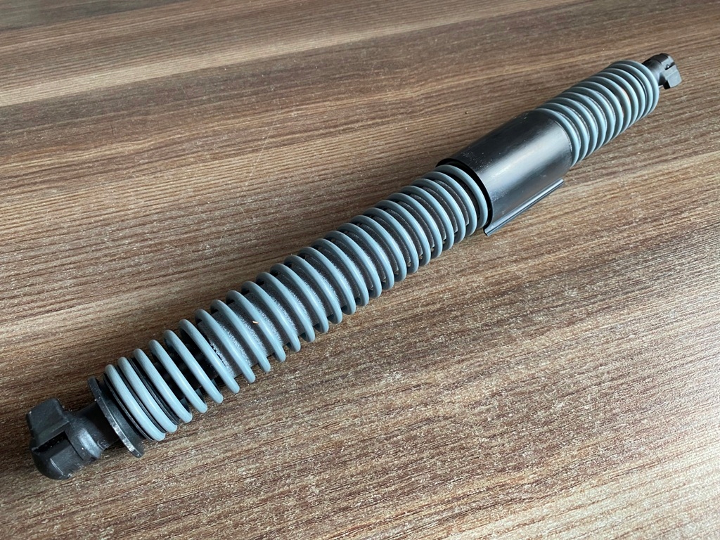 фото №1, 7366406 амортизатор привод амортизатор пружина крышки правый bmw g30 f90 m5 5