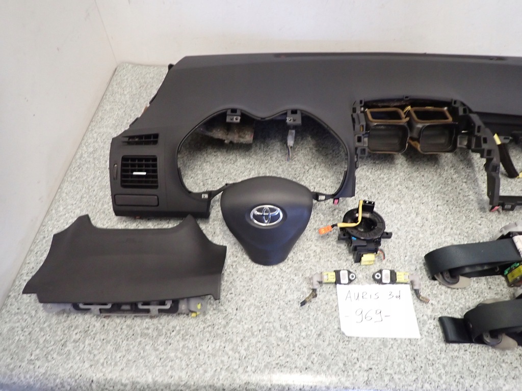 фото №4, Toyota auris i e15 3d 07- подушки безопасности воздушные набор europa srsy подушка безопасности