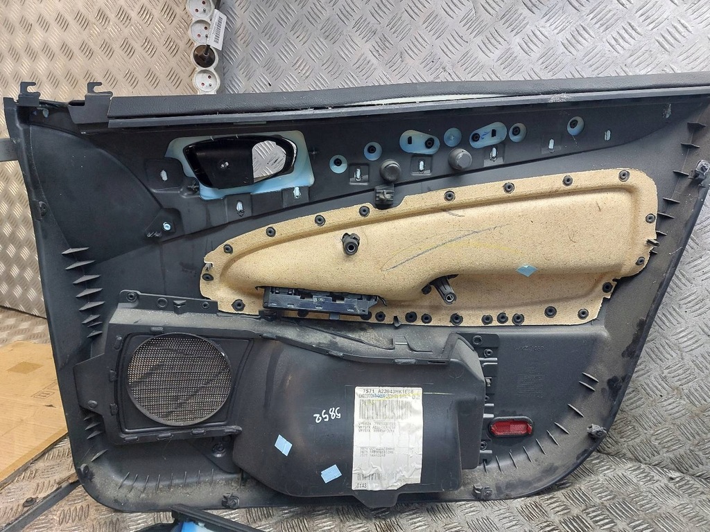 фото №9, Обшивки двері комплект 1/4 ford mondeo mk4