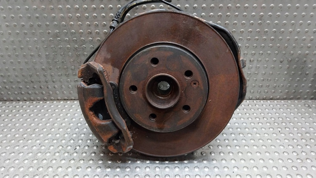 Купить Поворотный кулак ступица суппорт правый перед 6904 mercedes a w169 w245