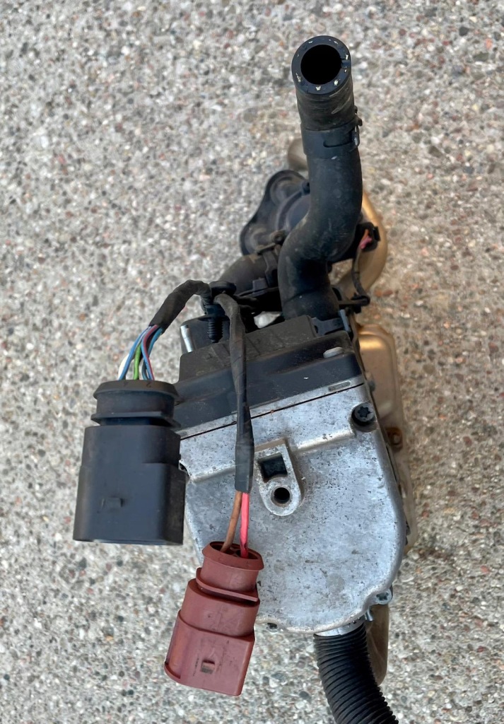 фото №13, Audi a8 d5 обігрівач стояночний webasto 6.0 kw 12v модуль pilot насос набір