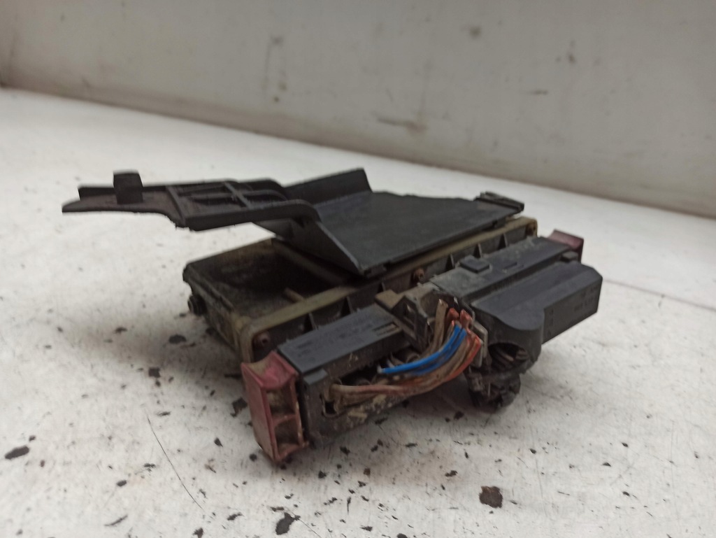 фото №13, Opel astra g 2.0 di модуль блок керування вентилятора 9685401