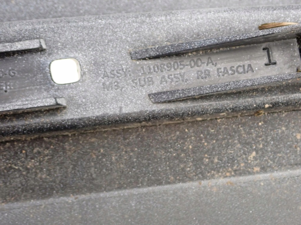 Tesla model 3 17-23 бампер задня задній pdc Недорого