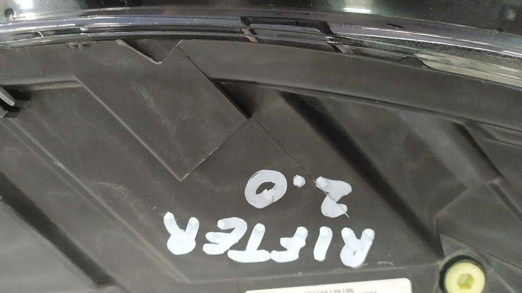 фото №4, Лампа правый перед peugeot rifter