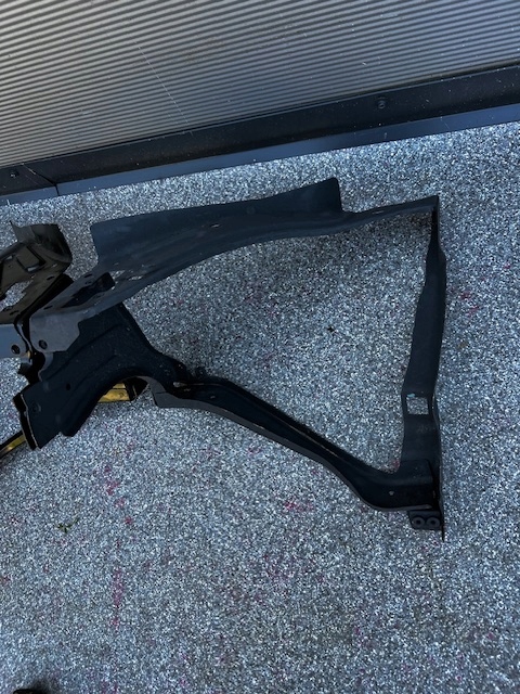 фото №1, Кронштейн лампы панель фары левый mercedes glk w204