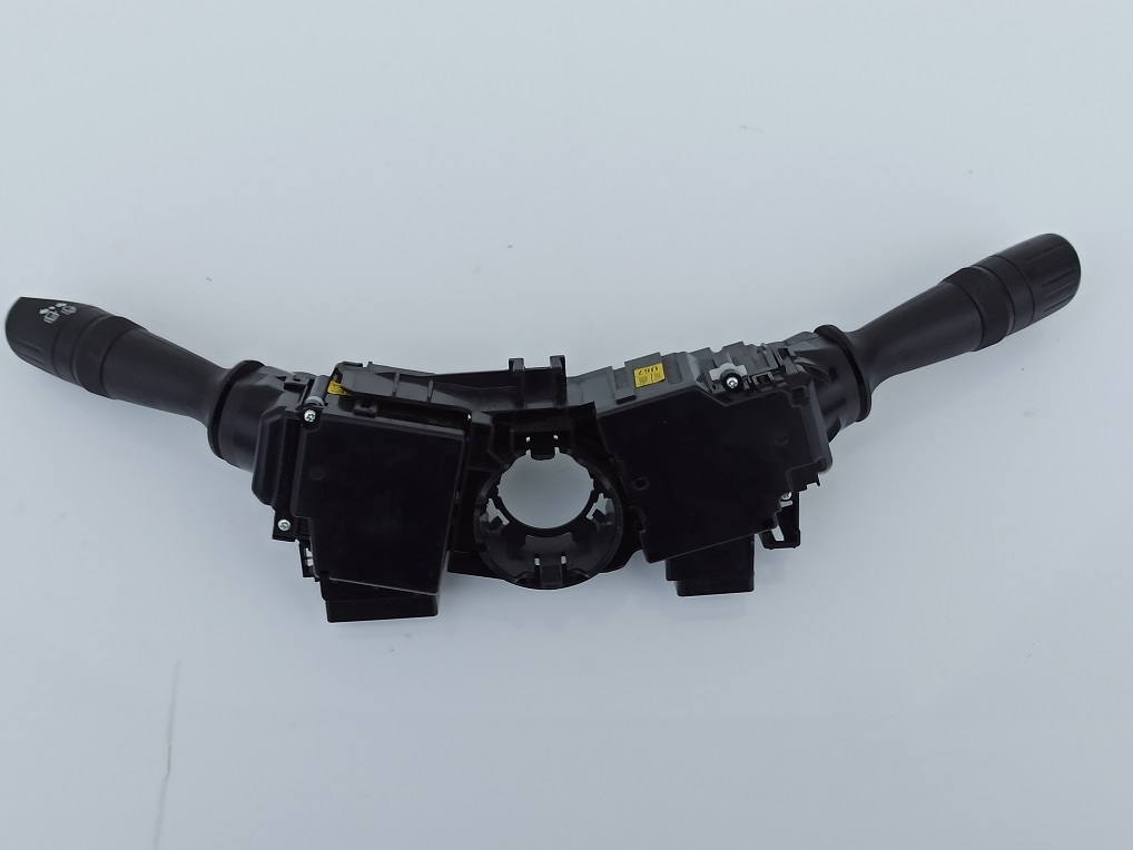 фото №6, Toyota c-hr переключатели переключатель комбинированный 2017r f4050-17j591