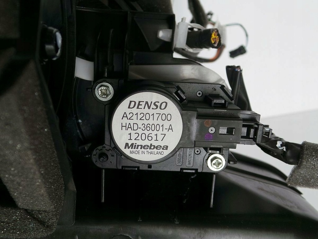 фото №5, Nissan micra k14 2018 отопитель климат-контроль euro