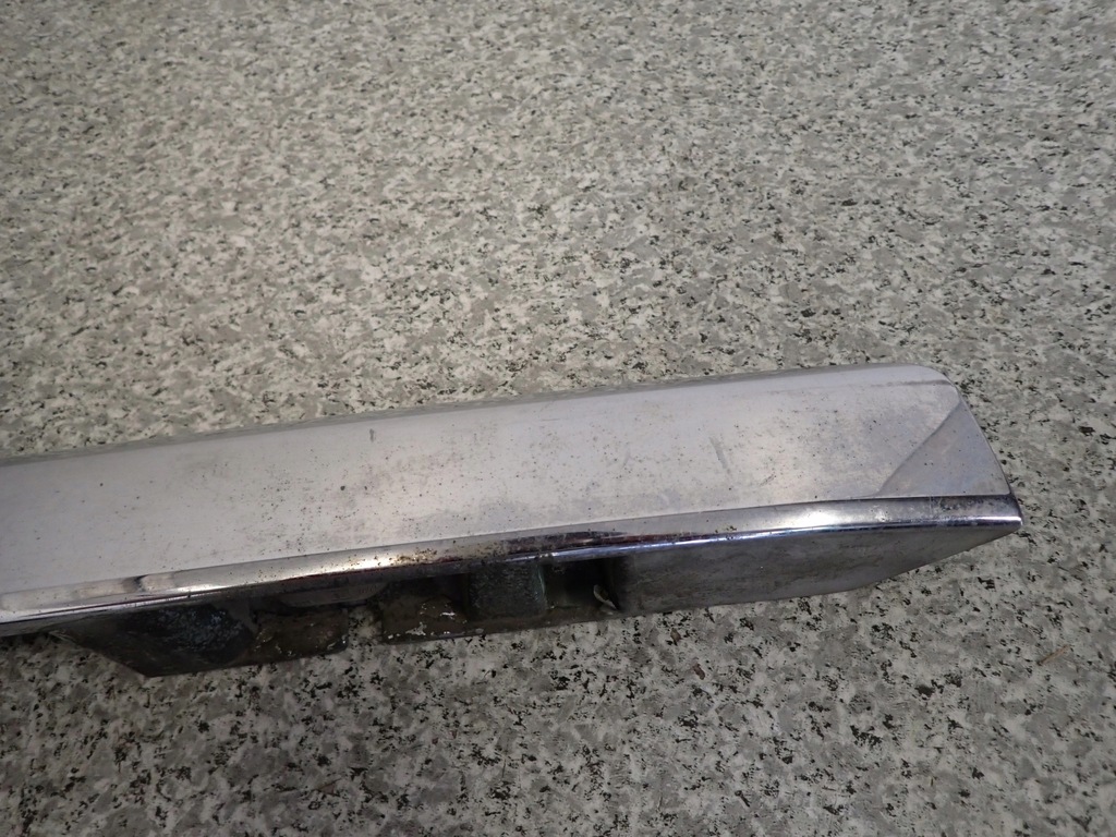 фото №5, Nissan xtrail t30 01- молдинг кришки задній ліхтарі номерного знака