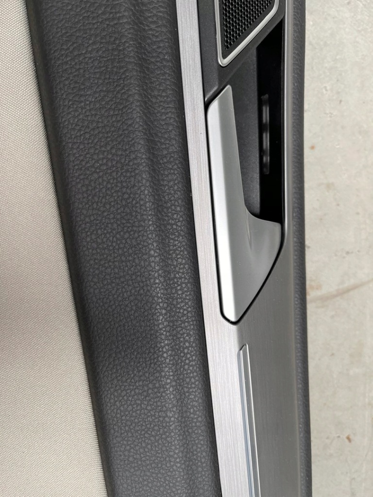 фото №5, Vw golf sportsvan обшивка обивка правый перед 517867012m dgy 517867012mdgy