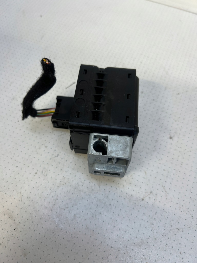 фото №1, Блокировка руля 8200604932 renault clio iv