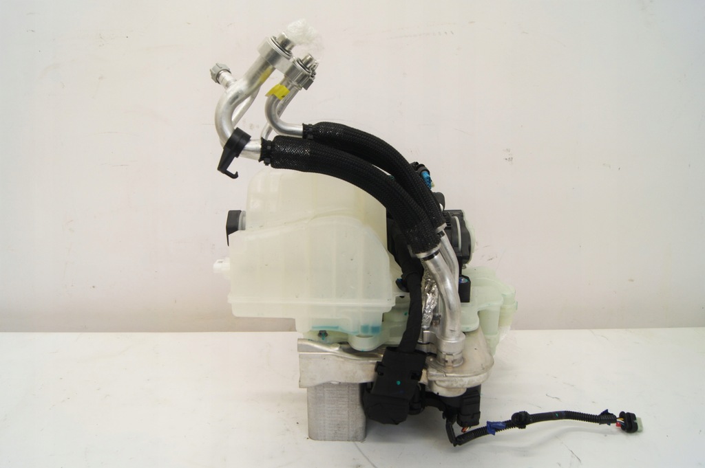 фото №5, Supermanifold octovalve насос ac tesla model 3 22r