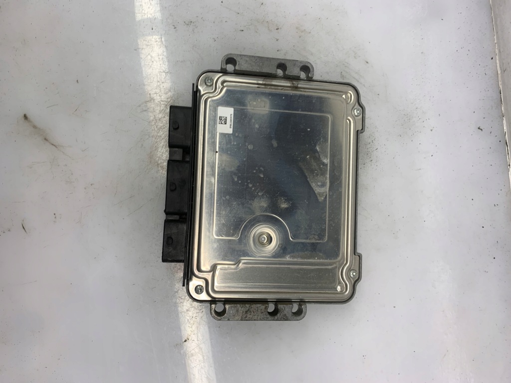 фото №4, Бортовий комп'ютер двигуна renault 0281013367 8200601334