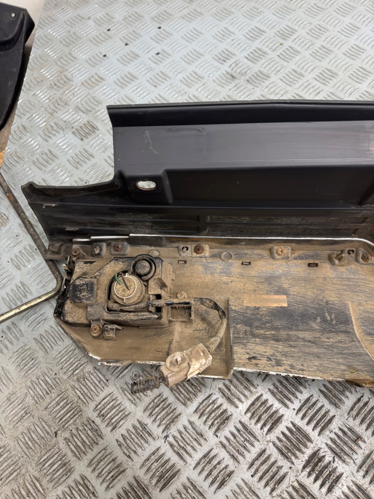 фото №9, Бампер задня задній mitsubishi pajero iv 4 07-r