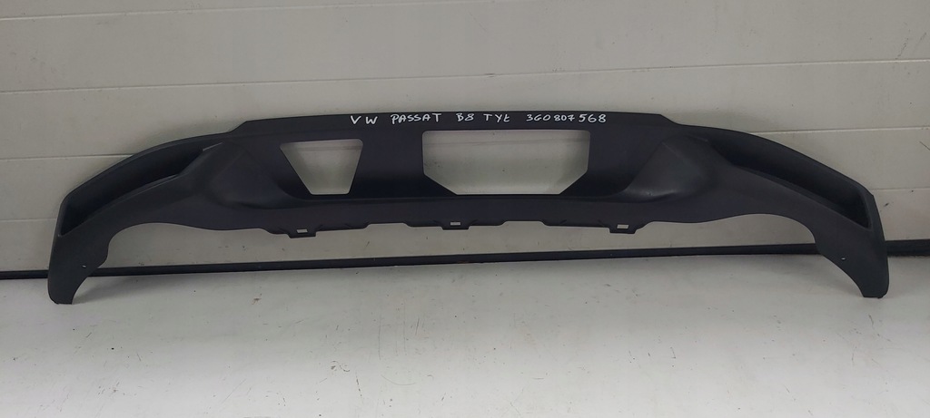 фото №1, Vw passat b8 r-line накладка бампера задня