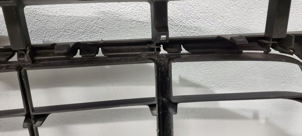 Решётка средняя бампера porsche cayenne 9y0 17-22 Оригинал