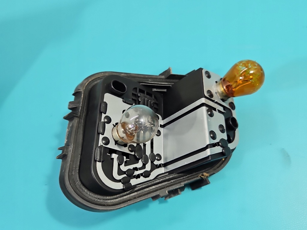 фото №9, Лампа задня задня права renault fluence 09-12 sedan