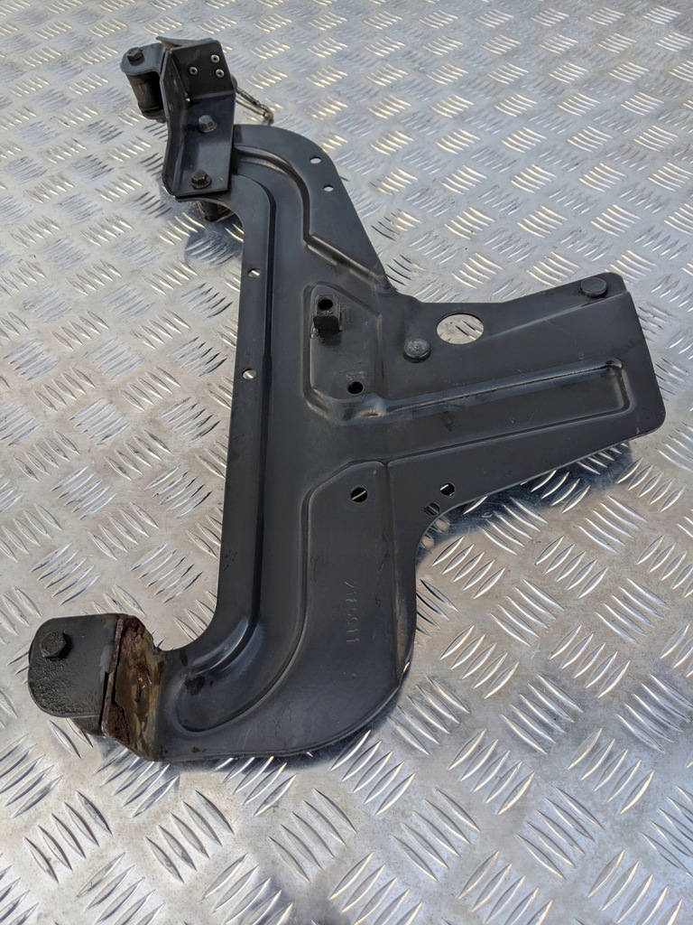 фото №3, Кронштейн защита межосевой scania r