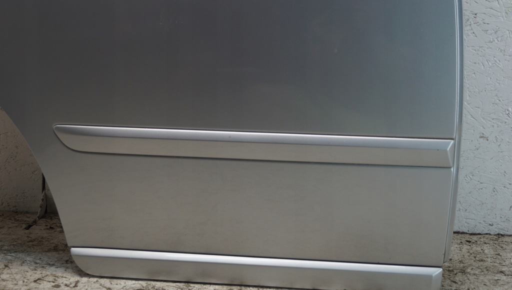 фото №9, Двері правий задня volvo v50